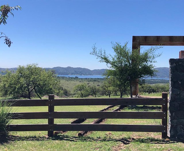 EXCLUSIVAS CHACRAS CON VISTAS AL LAGO